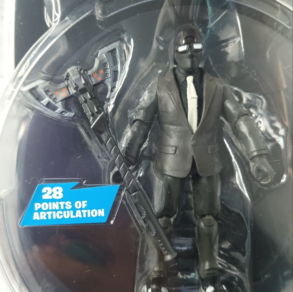 Fortnite Shadow Henchman 4" Action Figure 2021 MIP Epic Video Games Jazwares - Picture 3 of 3